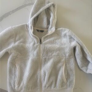 The North Face Kids' Fleece Hoodie in Light Gray